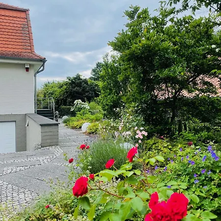 Eine Ruhig Gelegene In Der Apartment