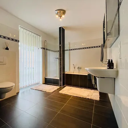 Apartment Eine Ruhig Gelegene In Der Adelheidsdorf